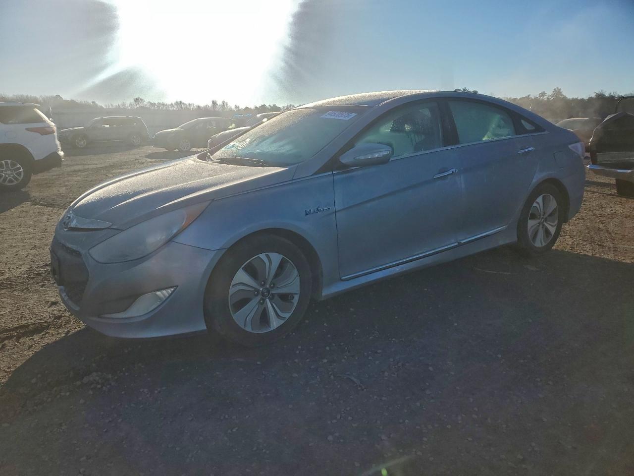 HYUNDAI SONATA HYBRID