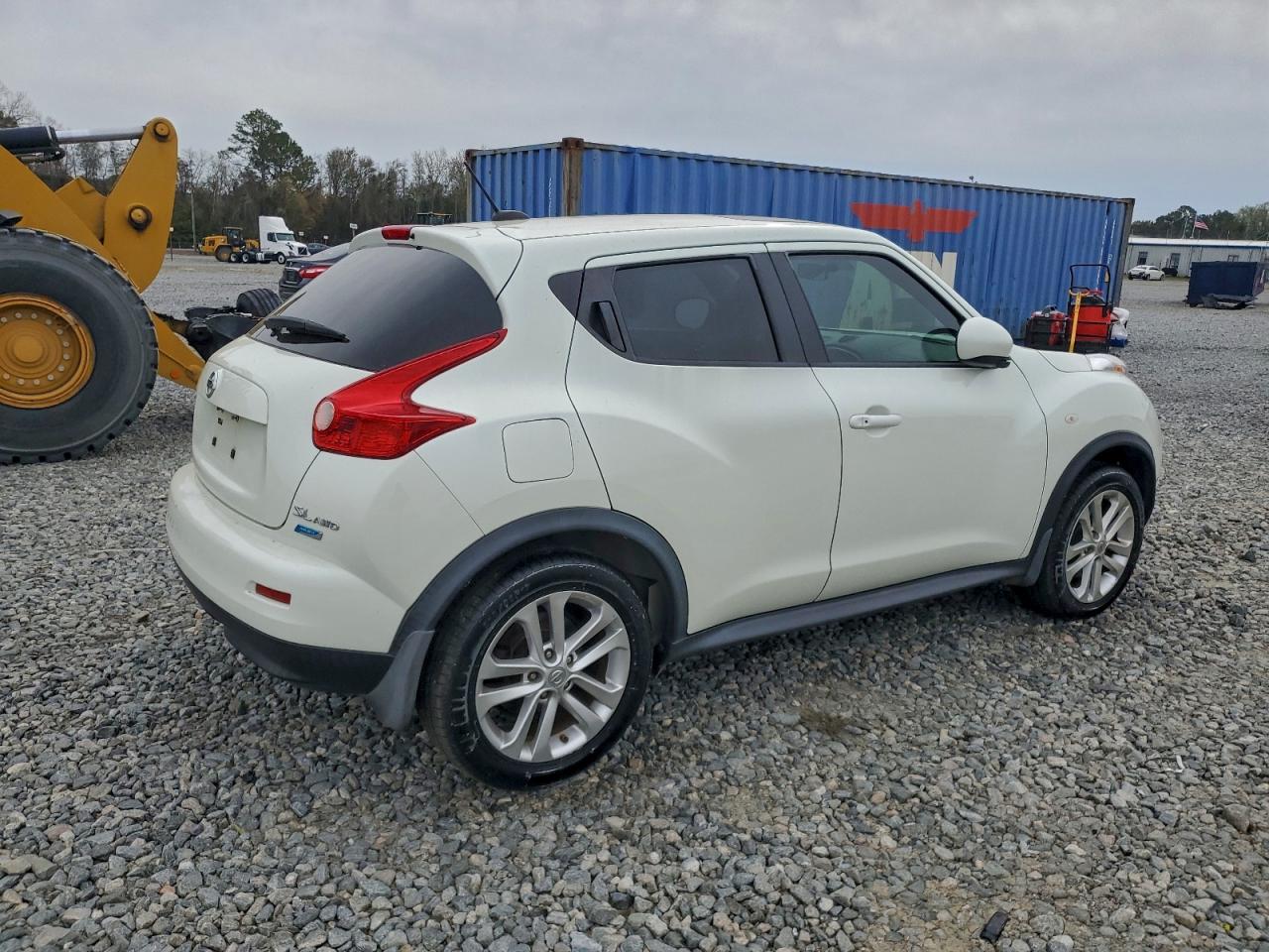 NISSAN JUKE S