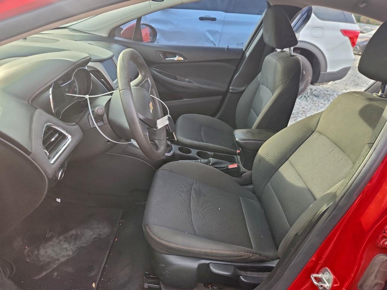 Lot #3309280628 2018 CHEVROLET CRUZE LS