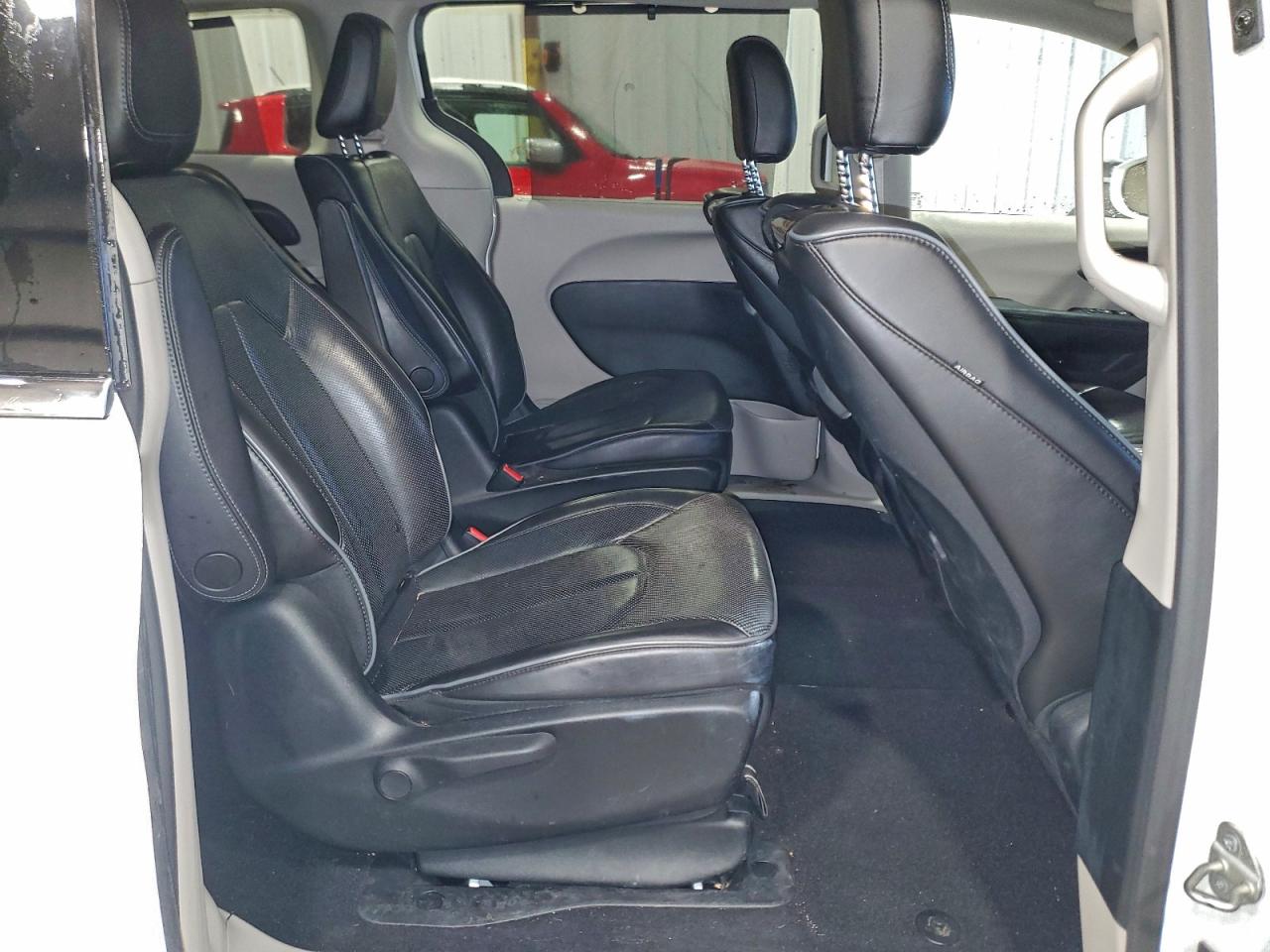 CHRYSLER PACIFICA HYBRID LIMITED