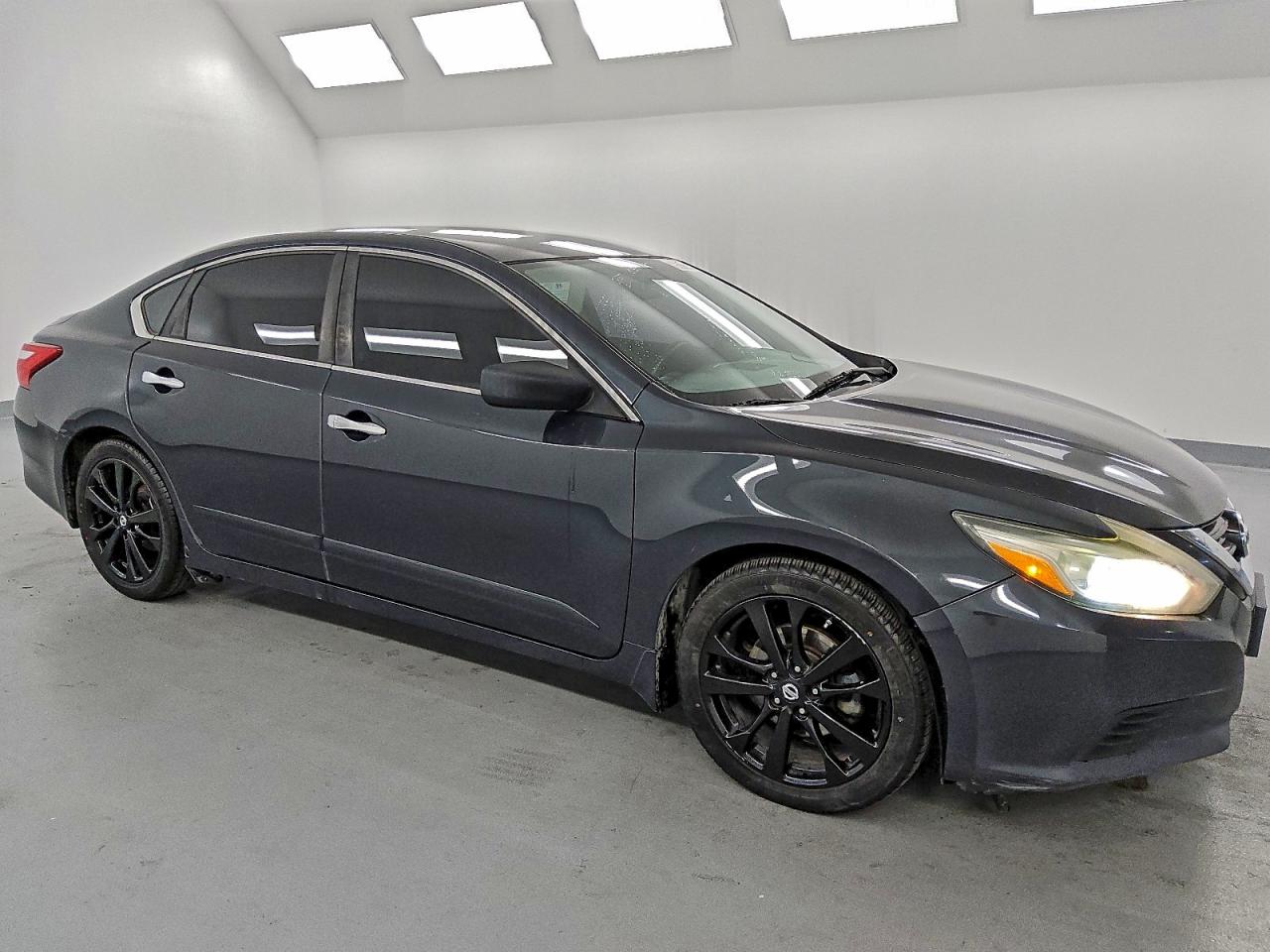 Lot #3316728438 2017 NISSAN ALTIMA 2.5