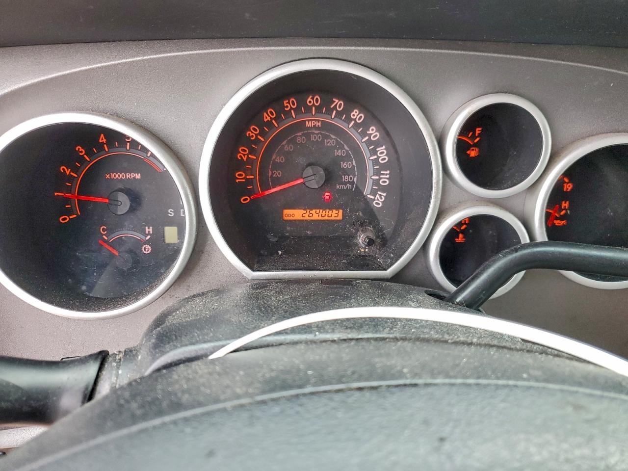 TOYOTA TUNDRA DOUBLE CAB SR5