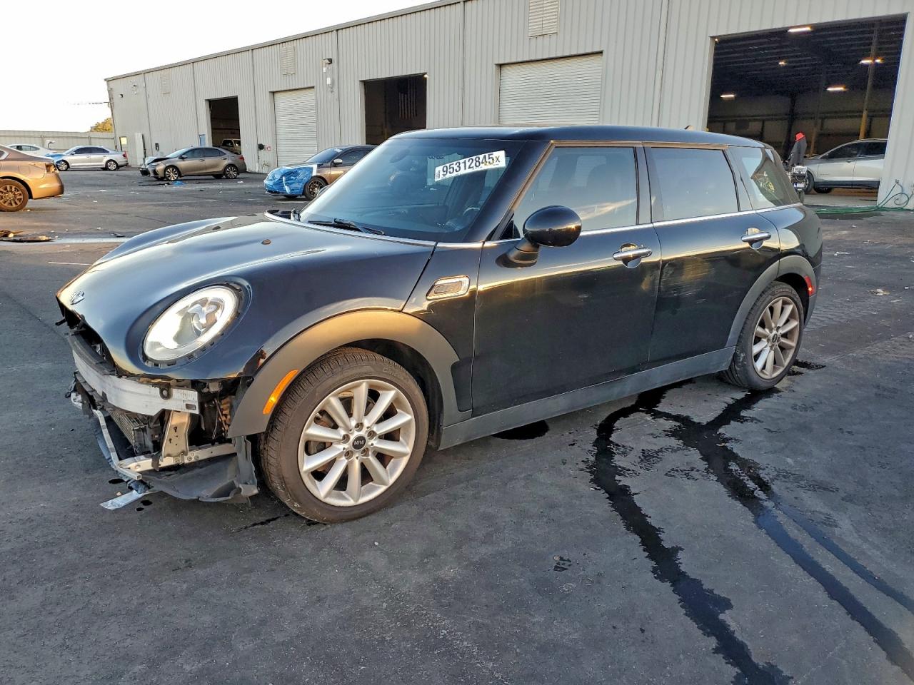 MINI COOPER CLUBMAN