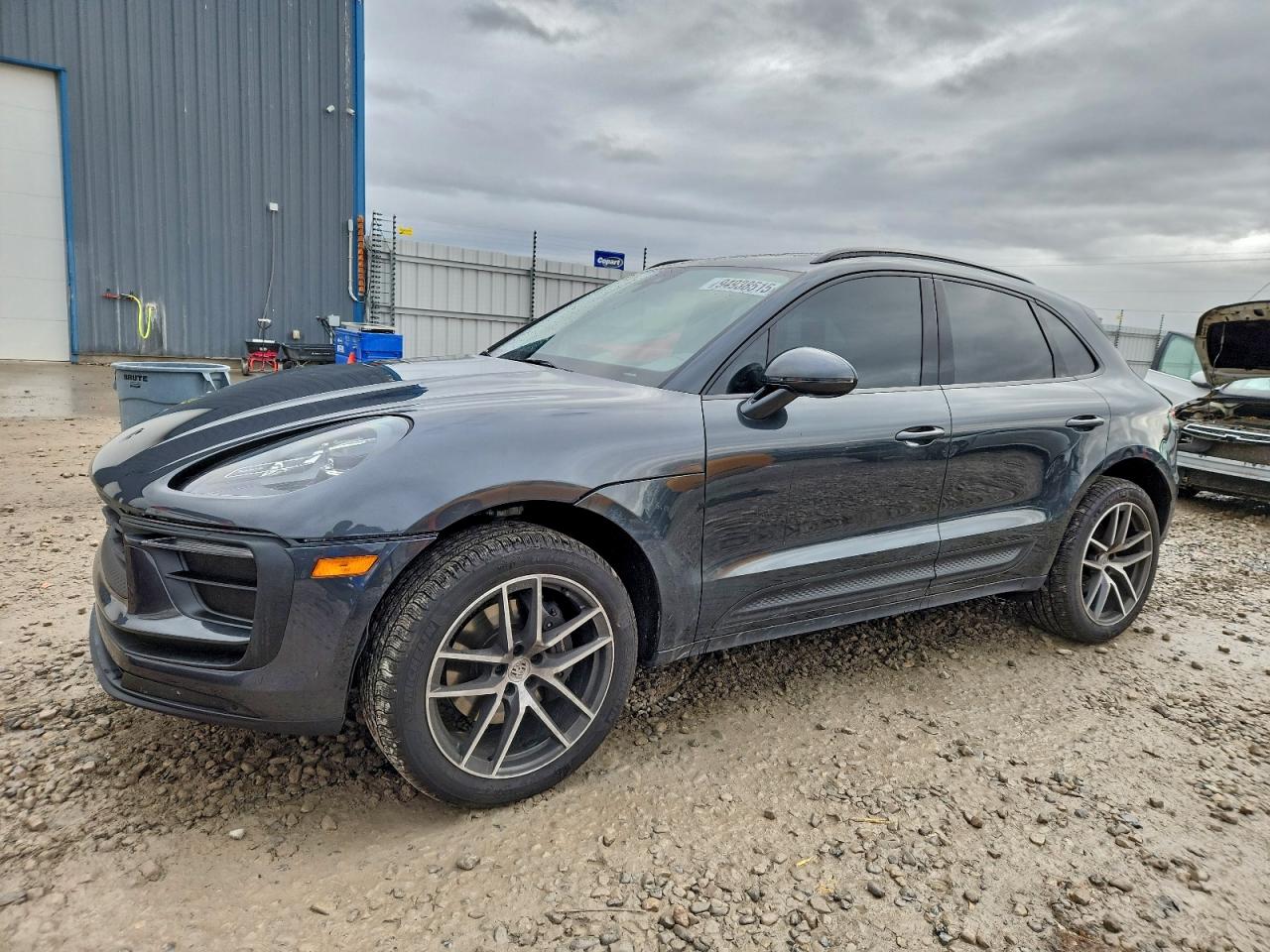 PORSCHE MACAN BASE