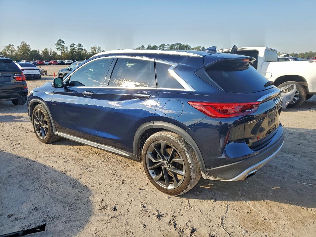 INFINITI QX50 ESSENTIAL