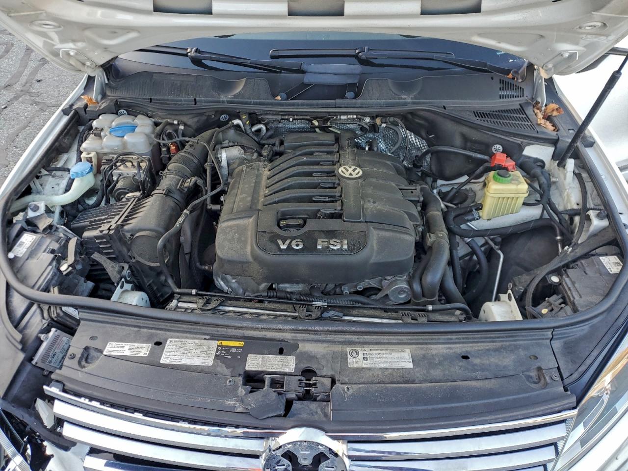 VOLKSWAGEN TOUAREG V6
