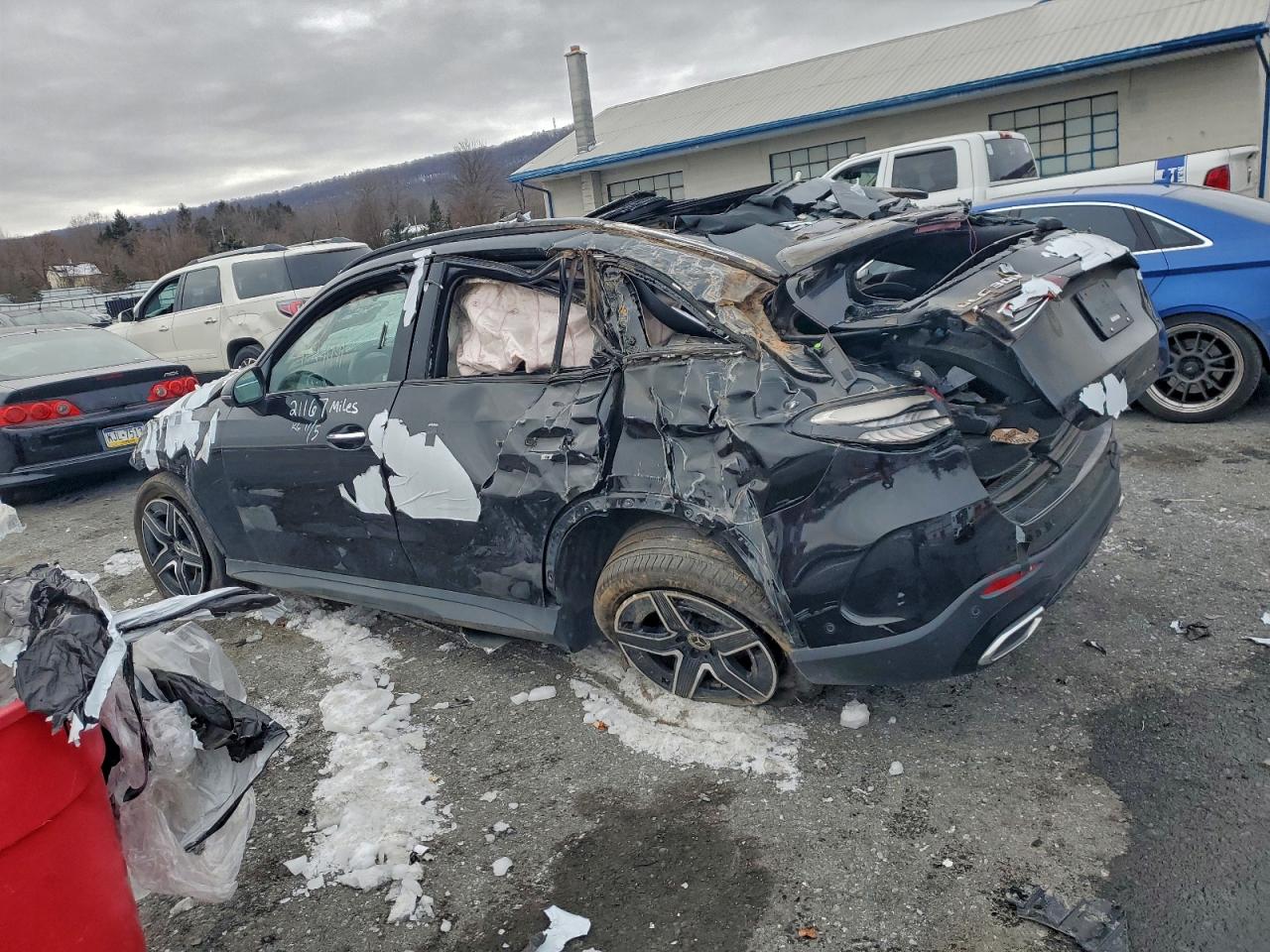 Lot #3318915952 2023 MERCEDES-BENZ GLC 300 4M