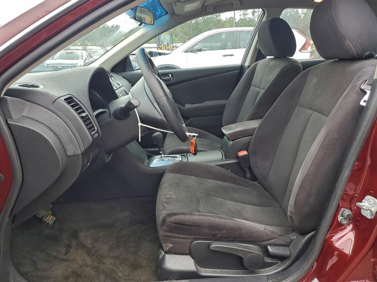 NISSAN ALTIMA BASE