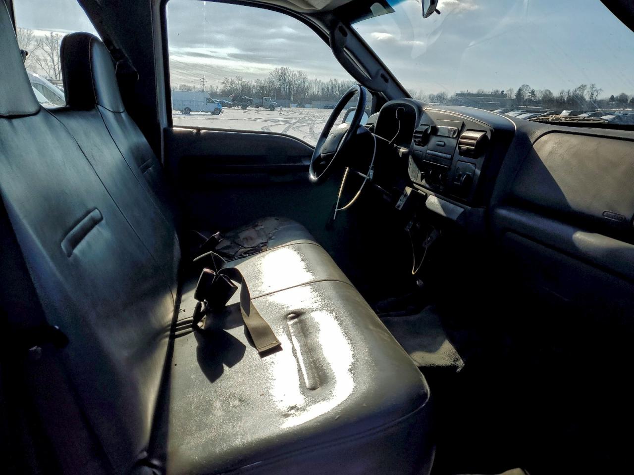 Lot #3319005316 2006 FORD F350 SRW S