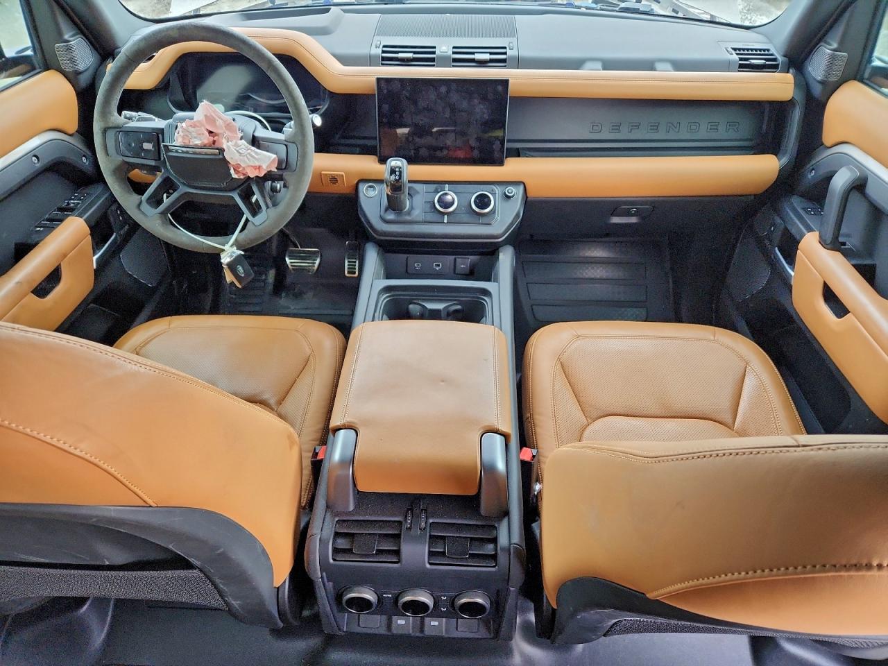 LAND ROVER DEFENDER 110