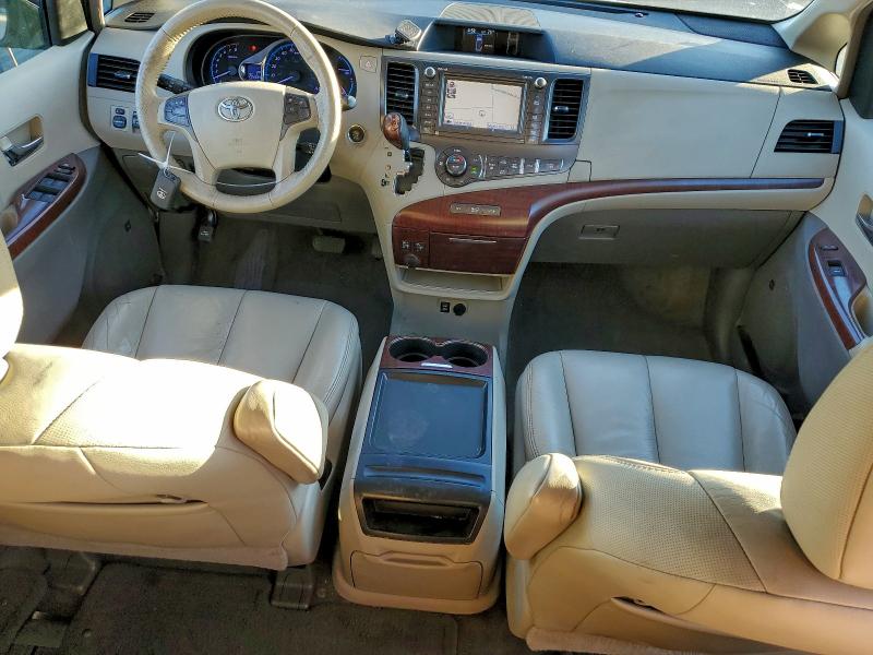 2011 TOYOTA SIENNA XLE #3311564247