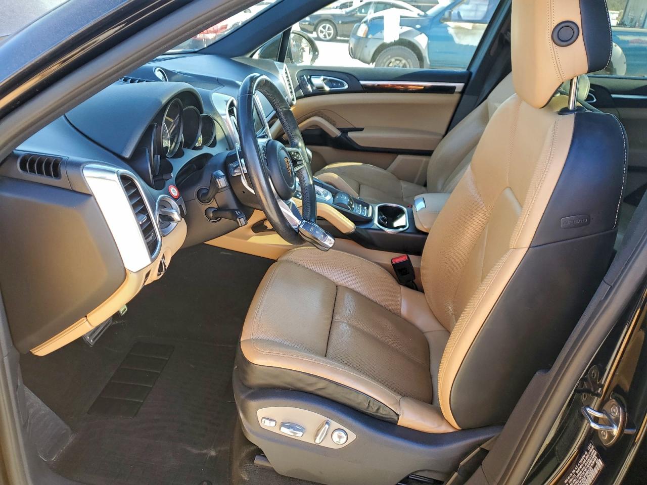 PORSCHE CAYENNE SE HYBRID