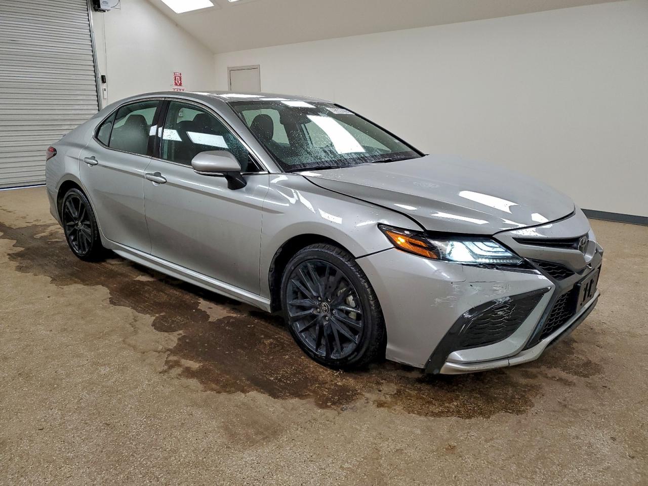 TOYOTA CAMRY XSE