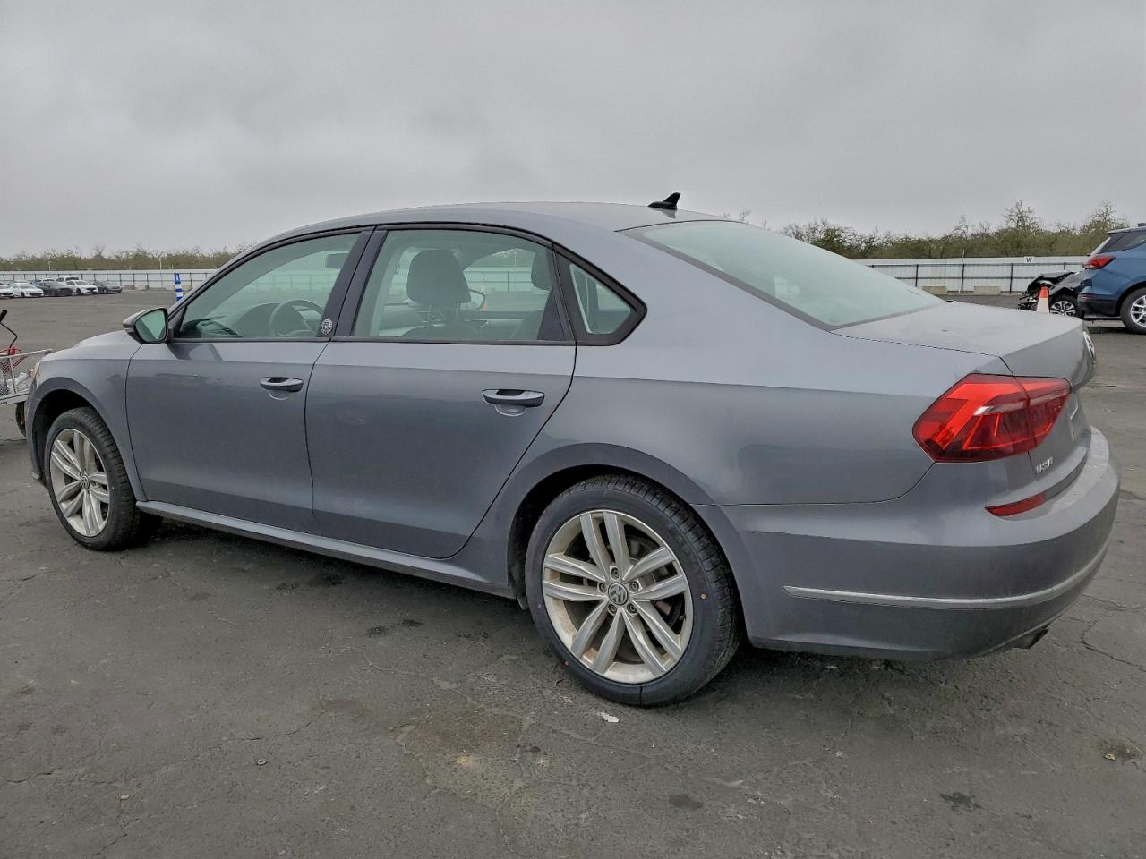 VOLKSWAGEN PASSAT WOLFSBURG