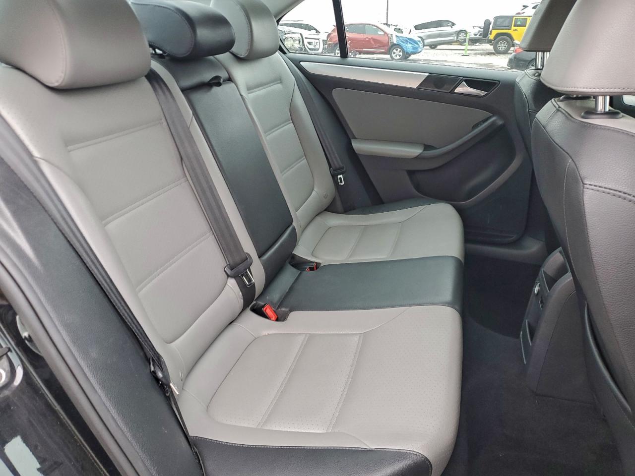 VOLKSWAGEN JETTA HYBRID