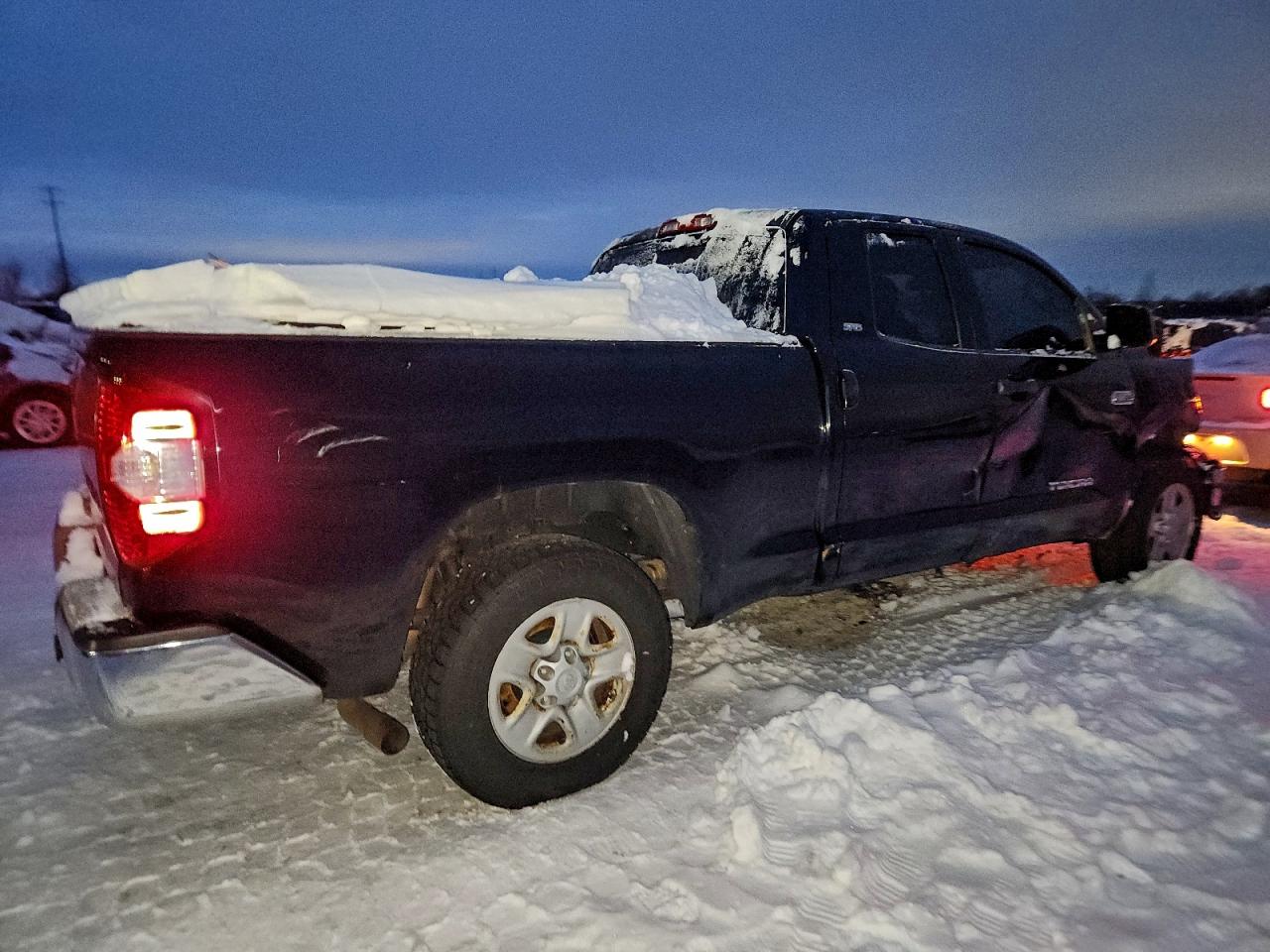 TOYOTA TUNDRA DOUBLE CAB SR