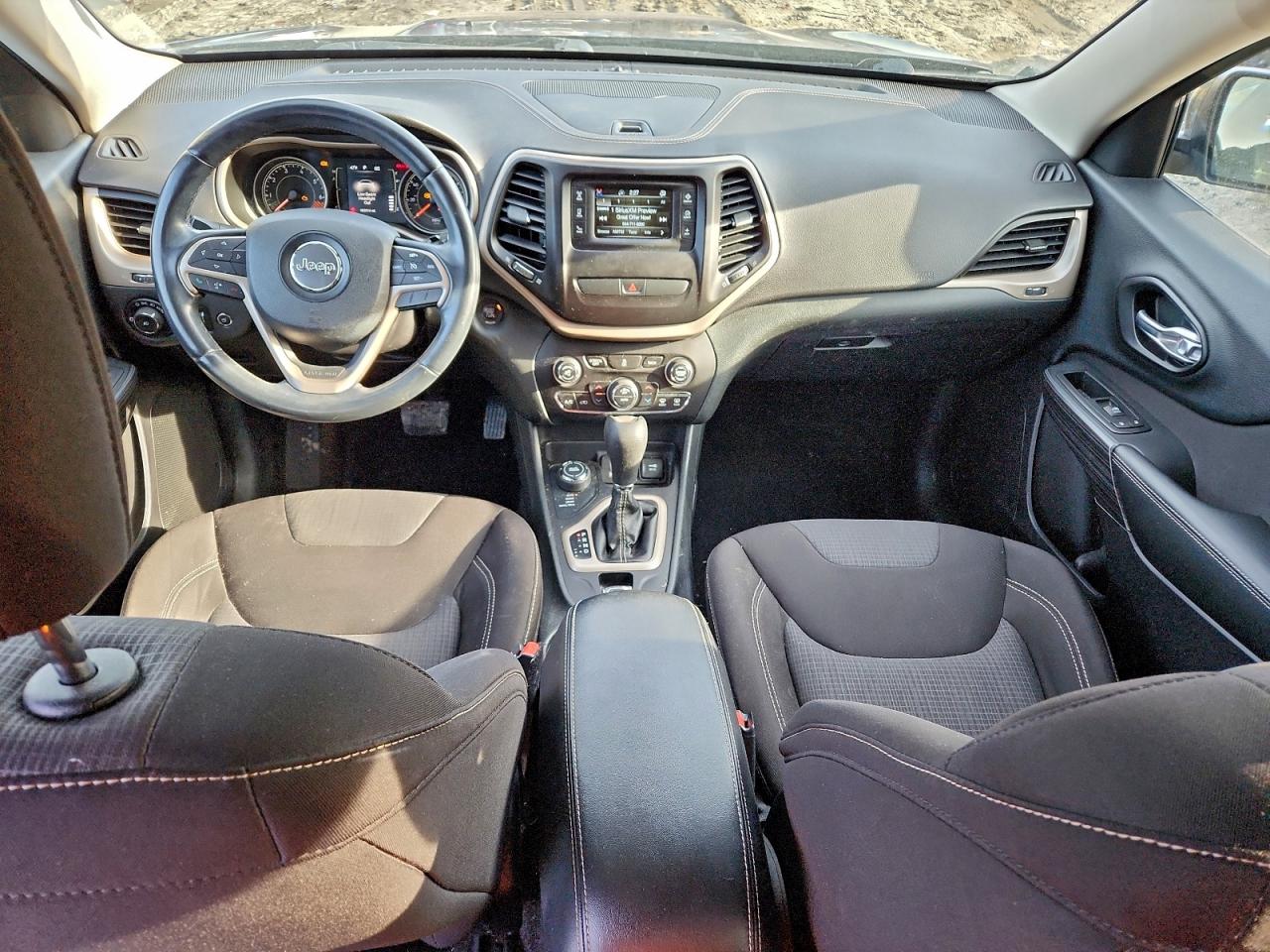 JEEP GRAND CHEROKEE LATITUDE