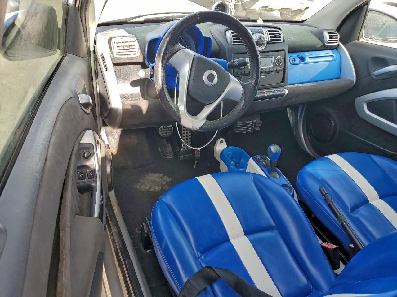 Lot #3317737074 2011 SMART FORTWO PAS