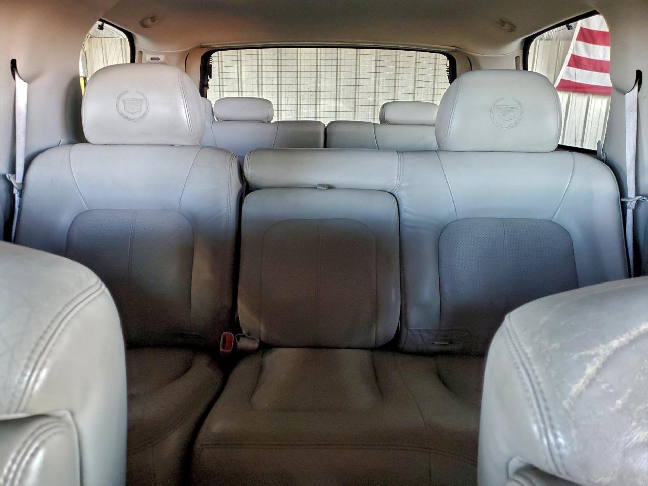 Lot #3309684852 2002 CADILLAC ESCALADE L