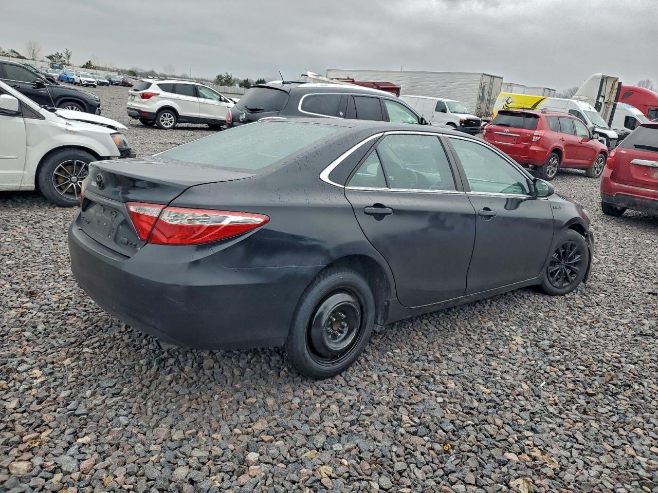 Lot #3311721229 2015 TOYOTA CAMRY HYBR