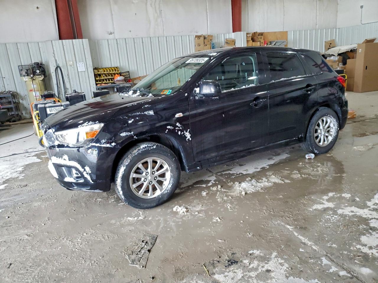 MITSUBISHI OUTLANDER ES