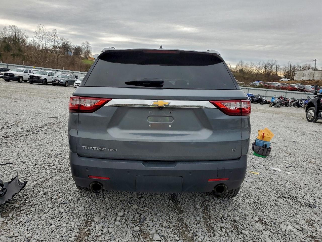 CHEVROLET TRAVERSE LT