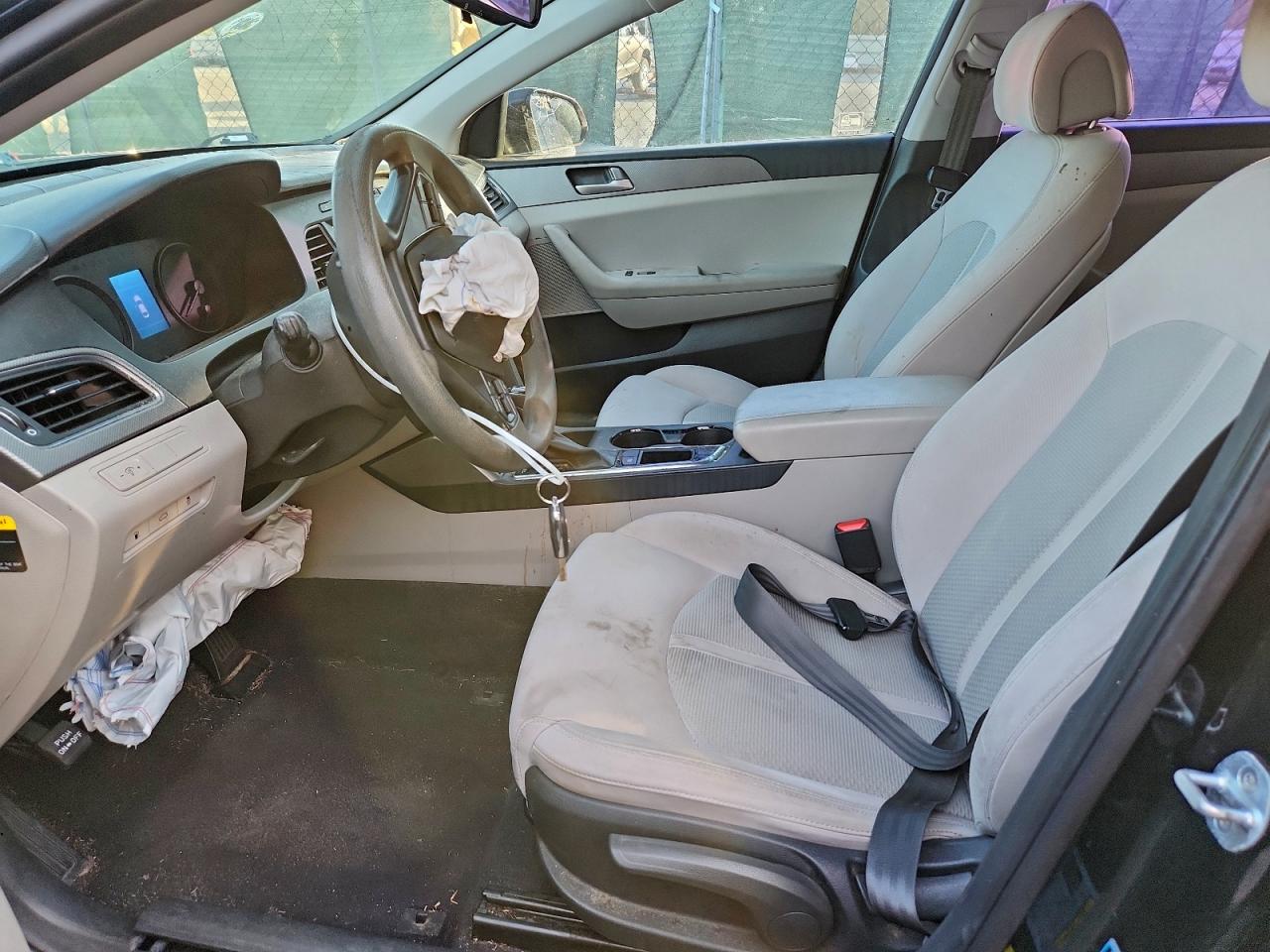 Lot #3308381323 2017 HYUNDAI SONATA SE