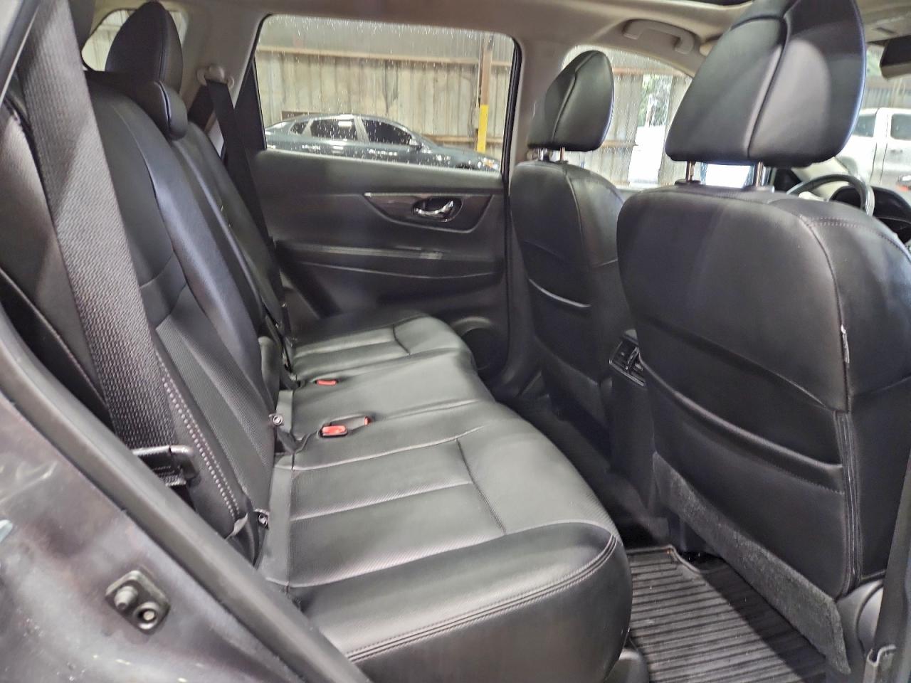 Lot #3317723079 2016 NISSAN ROGUE S