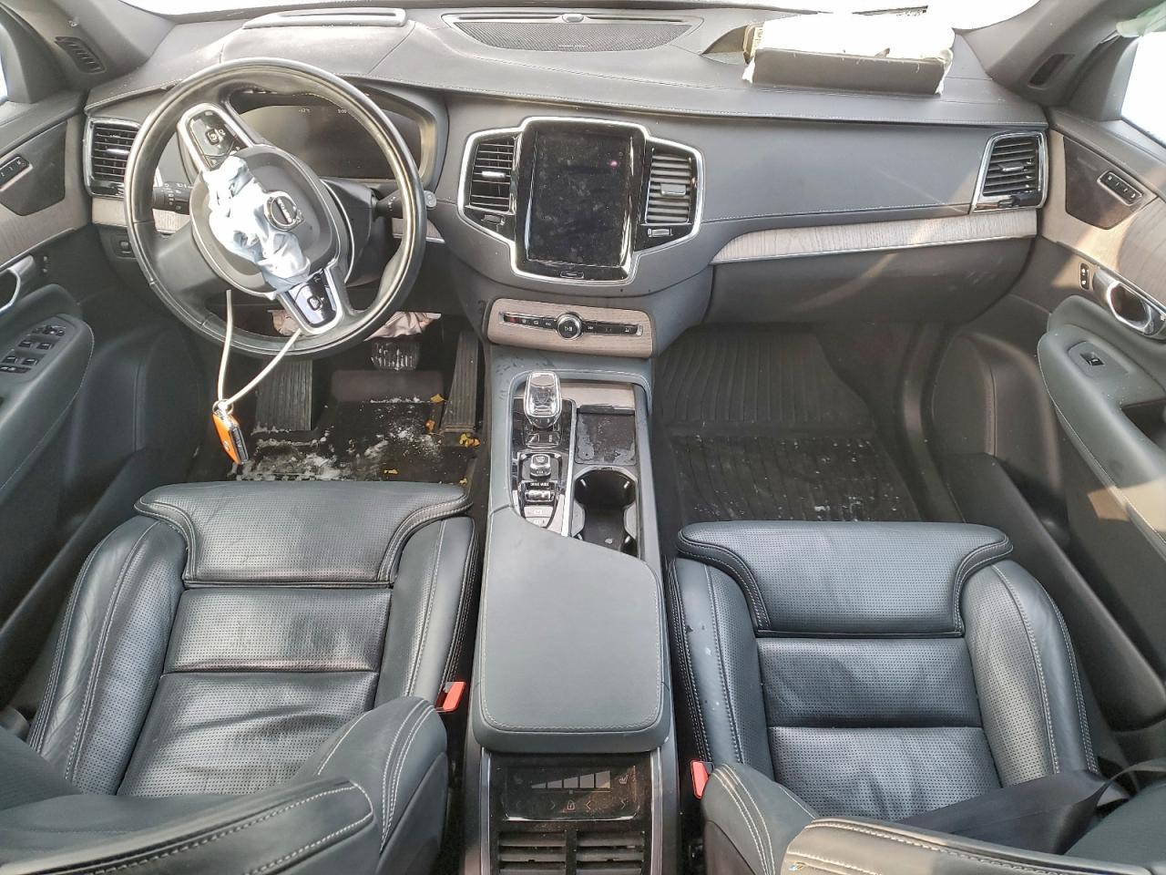 VOLVO XC90 T8 RECHARGE INSCRIPTION