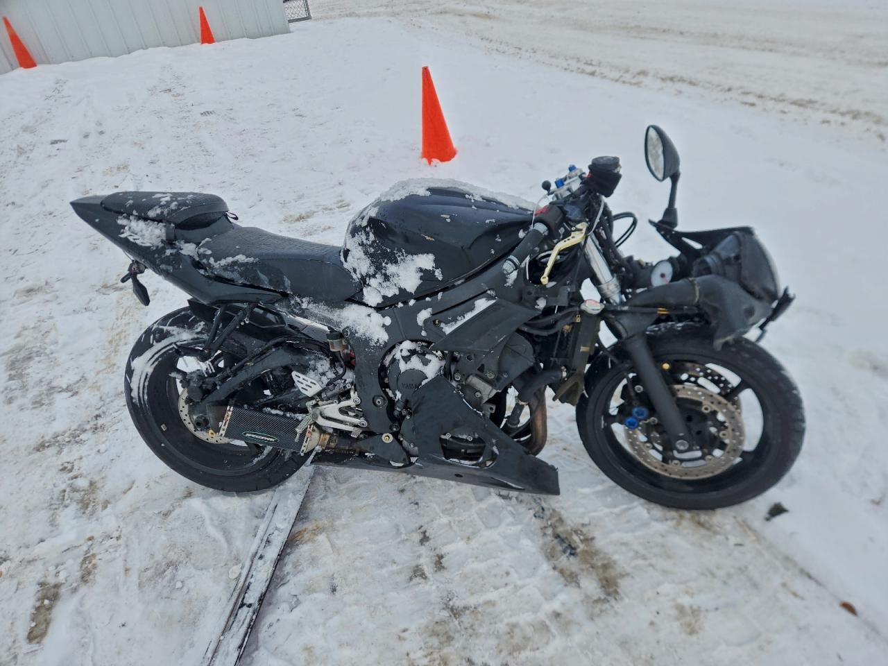 Lot #3309620613 2003 YAMAHA YZFR6 L