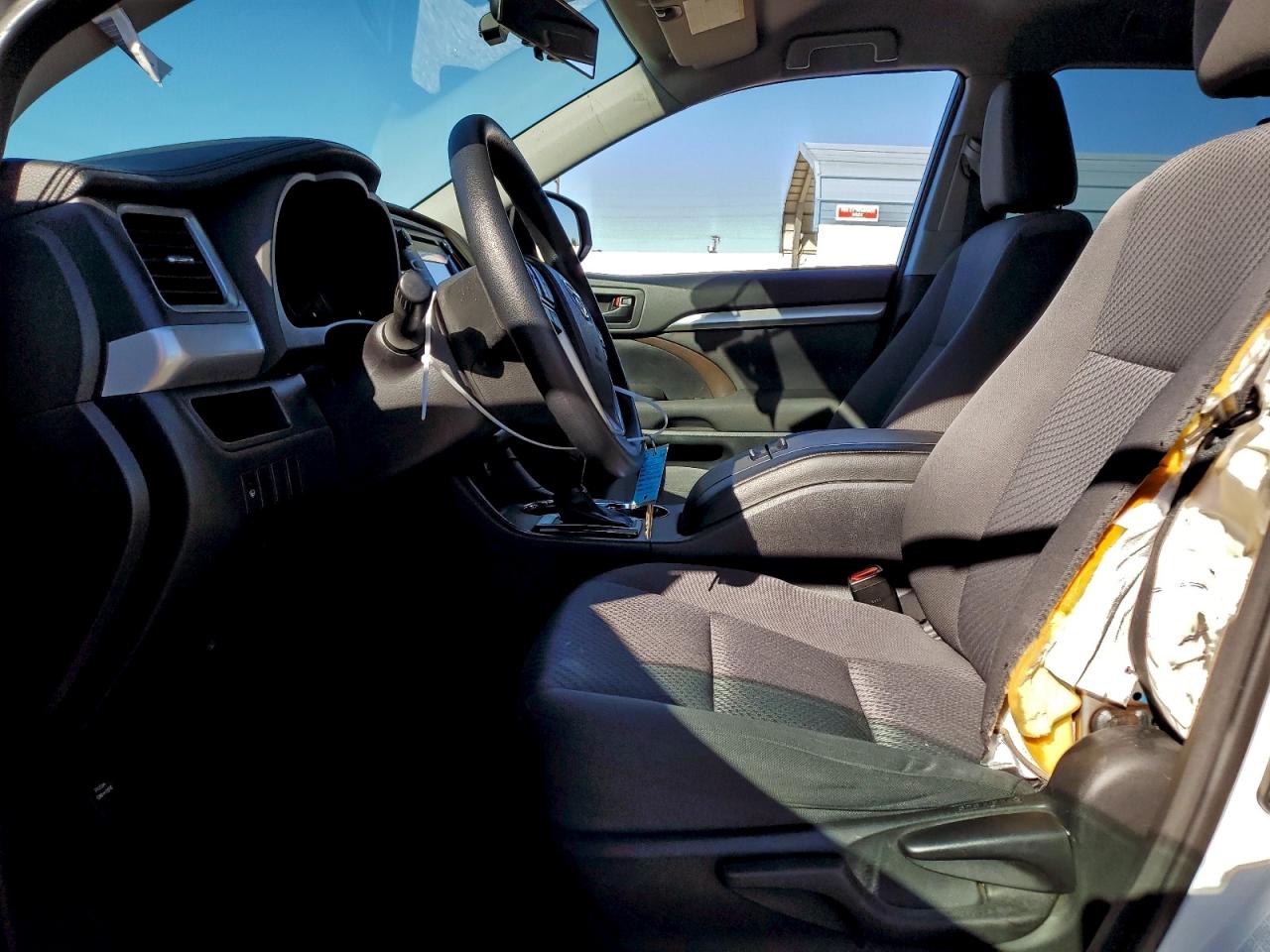 TOYOTA HIGHLANDER LE