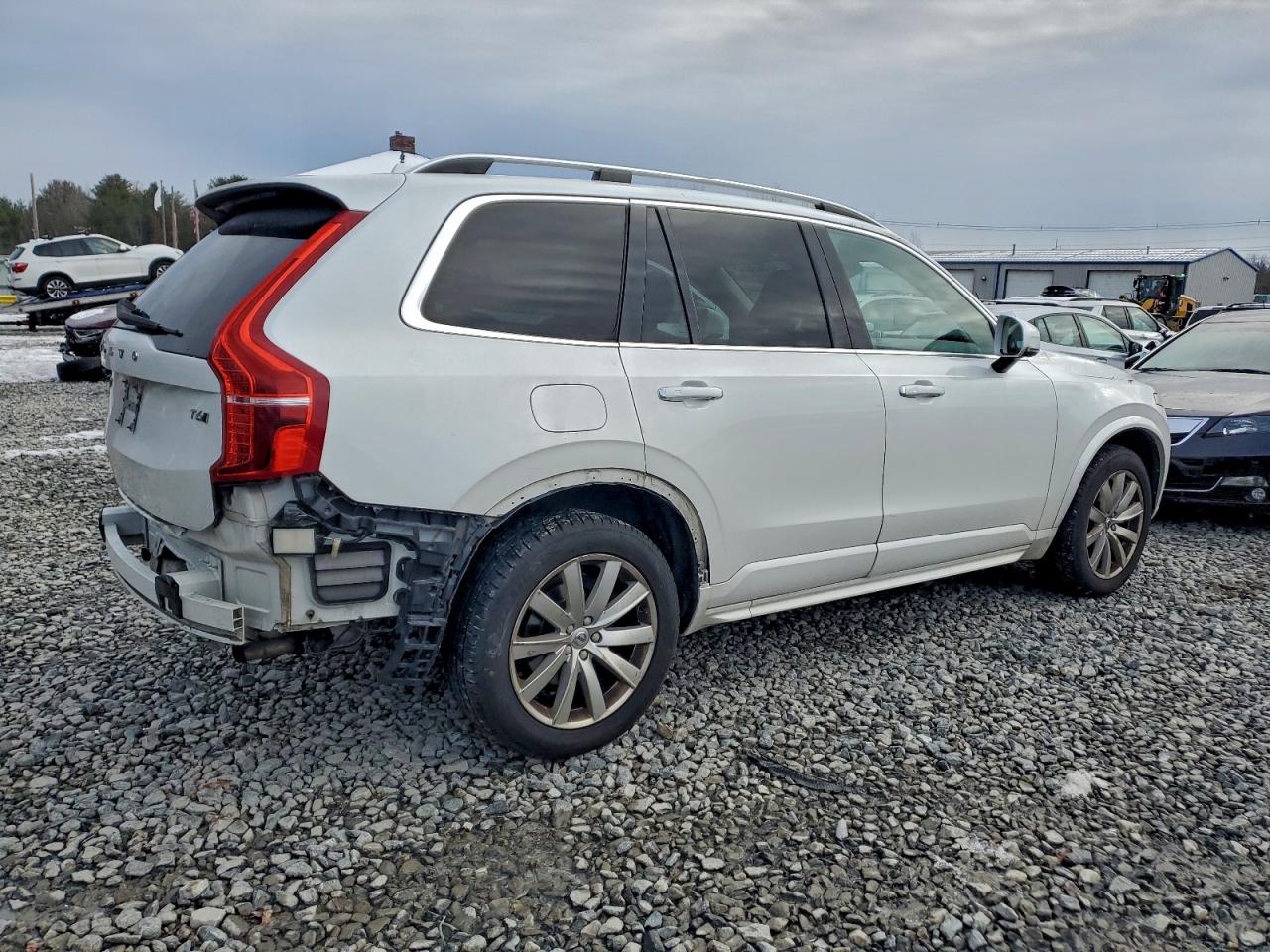 VOLVO XC90 T6
