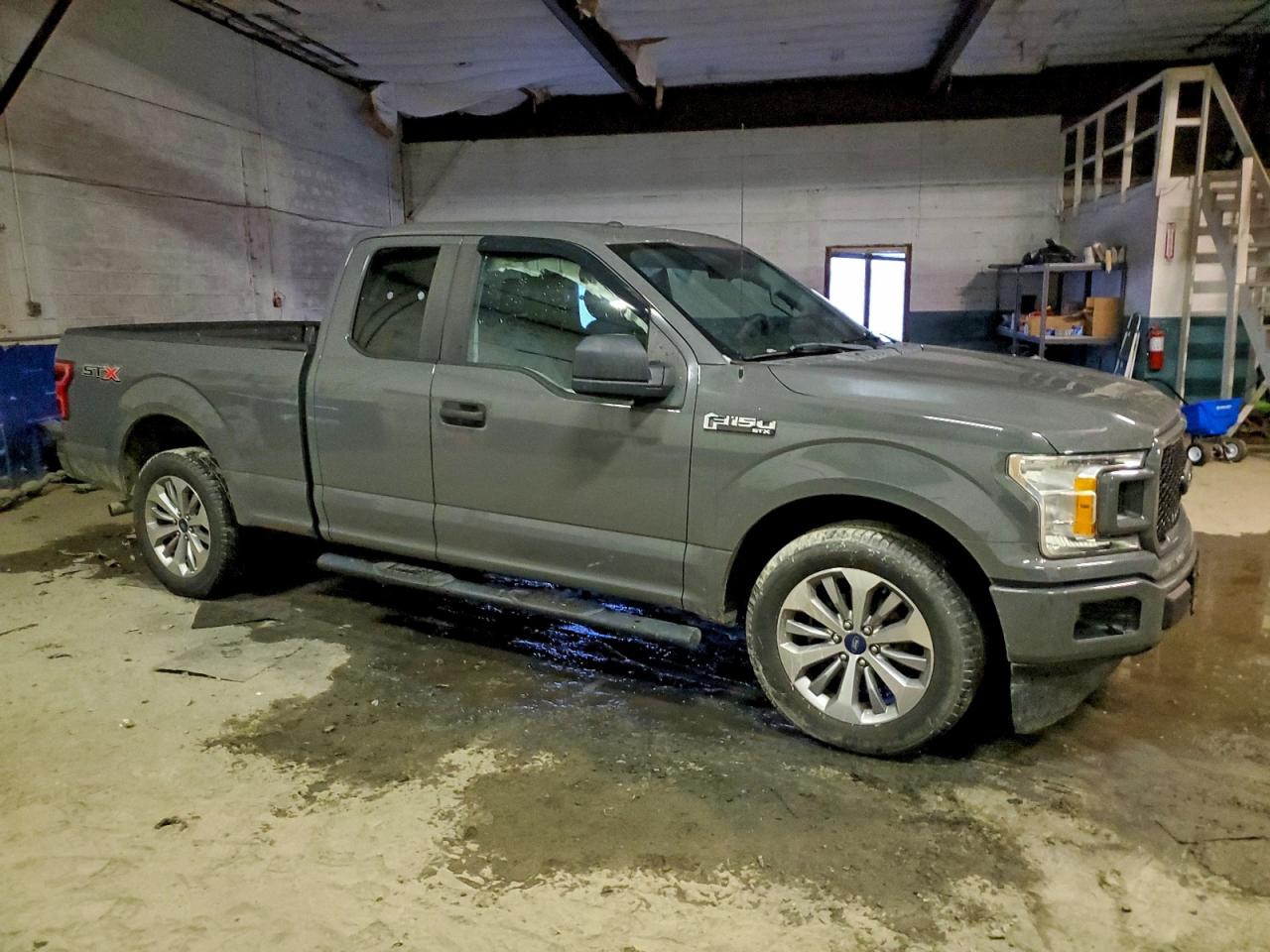 FORD F-150 SUPER CAB