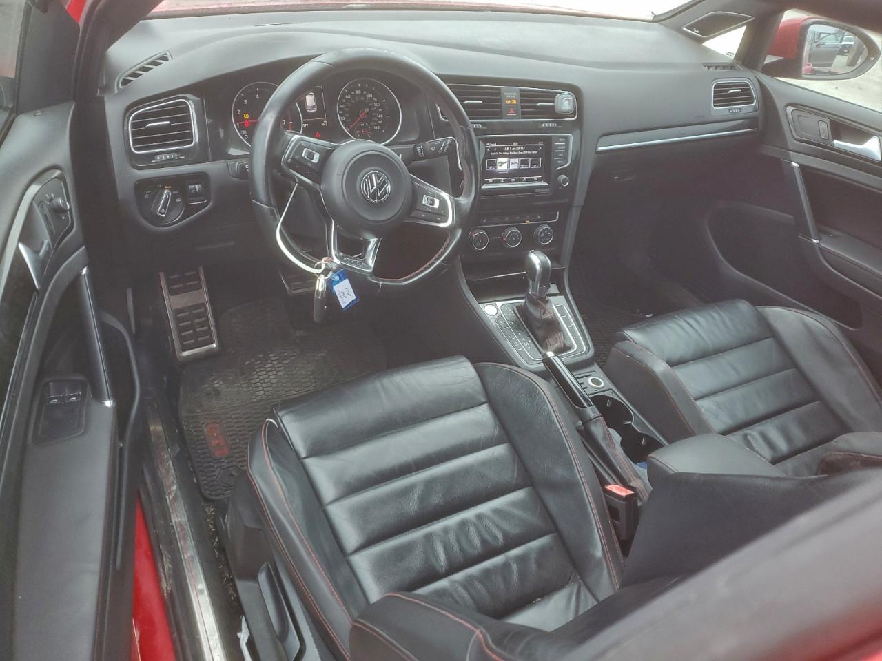 VOLKSWAGEN GOLF GTI