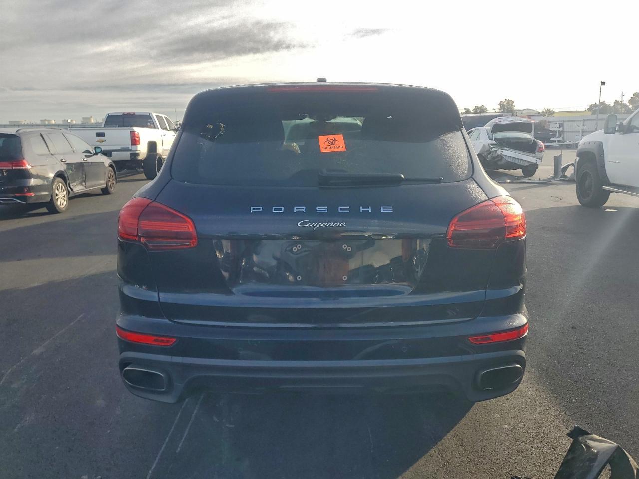 PORSCHE CAYENNE
