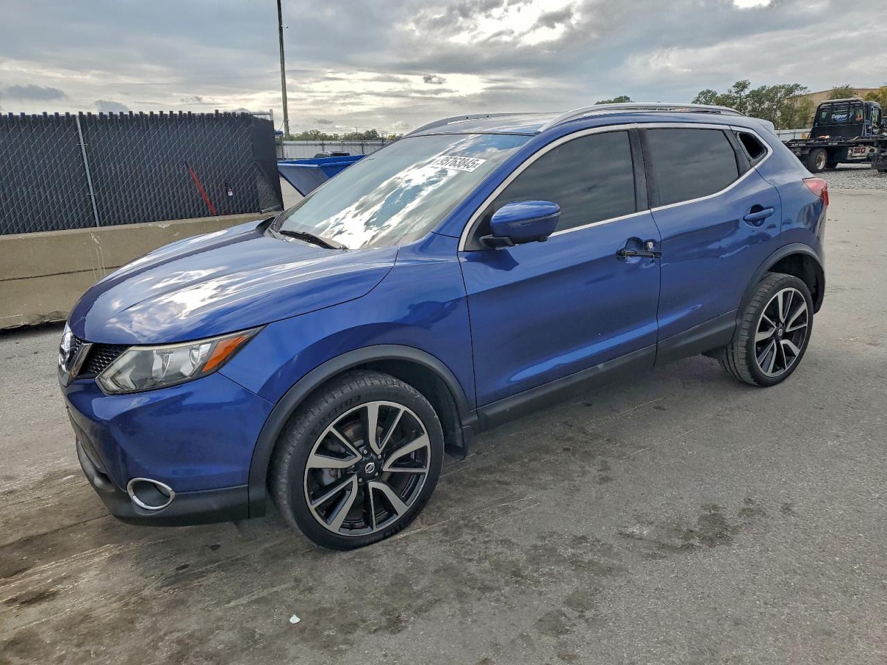 Lot #3310343995 2017 NISSAN ROGUE SPOR
