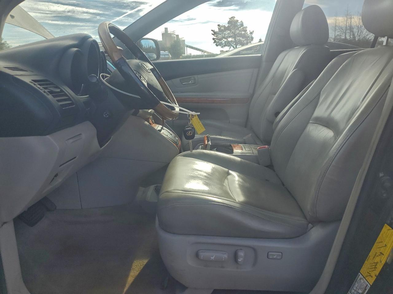 Lot #3304812681 2005 LEXUS RX 330