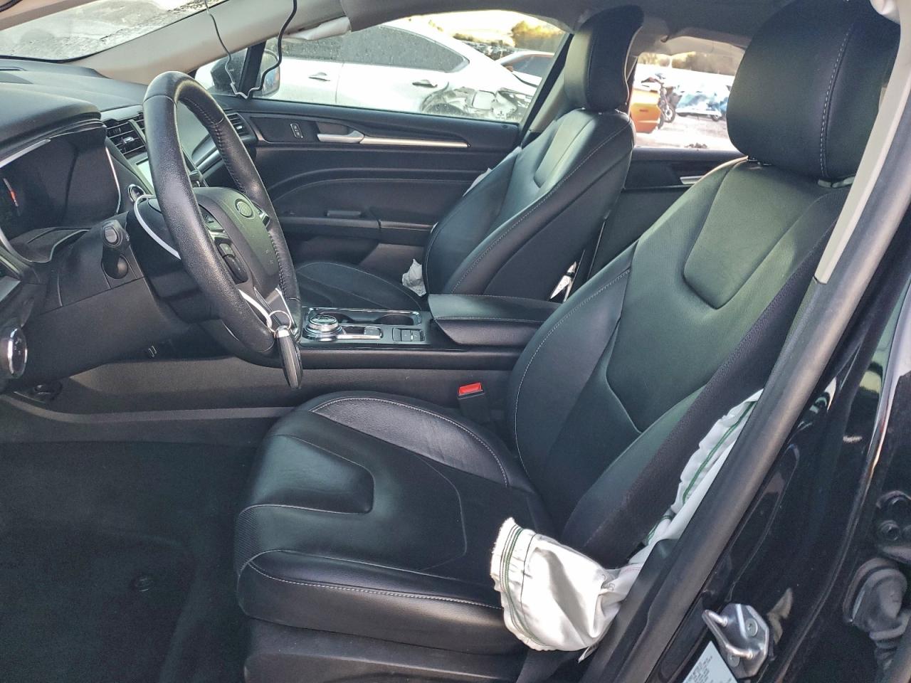 FORD FUSION TITANIUM