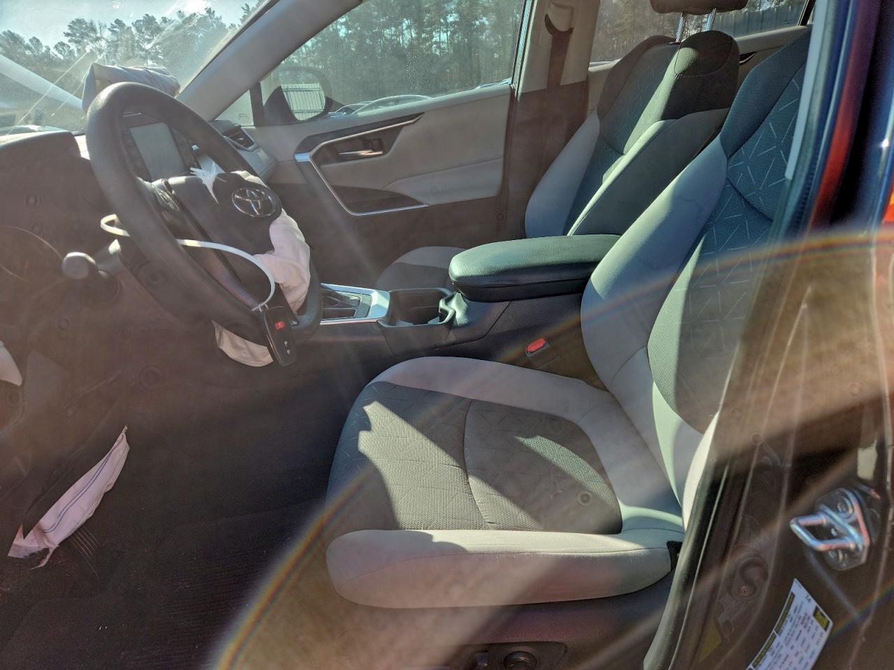 Lot #3310406982 2021 TOYOTA RAV4 XLE