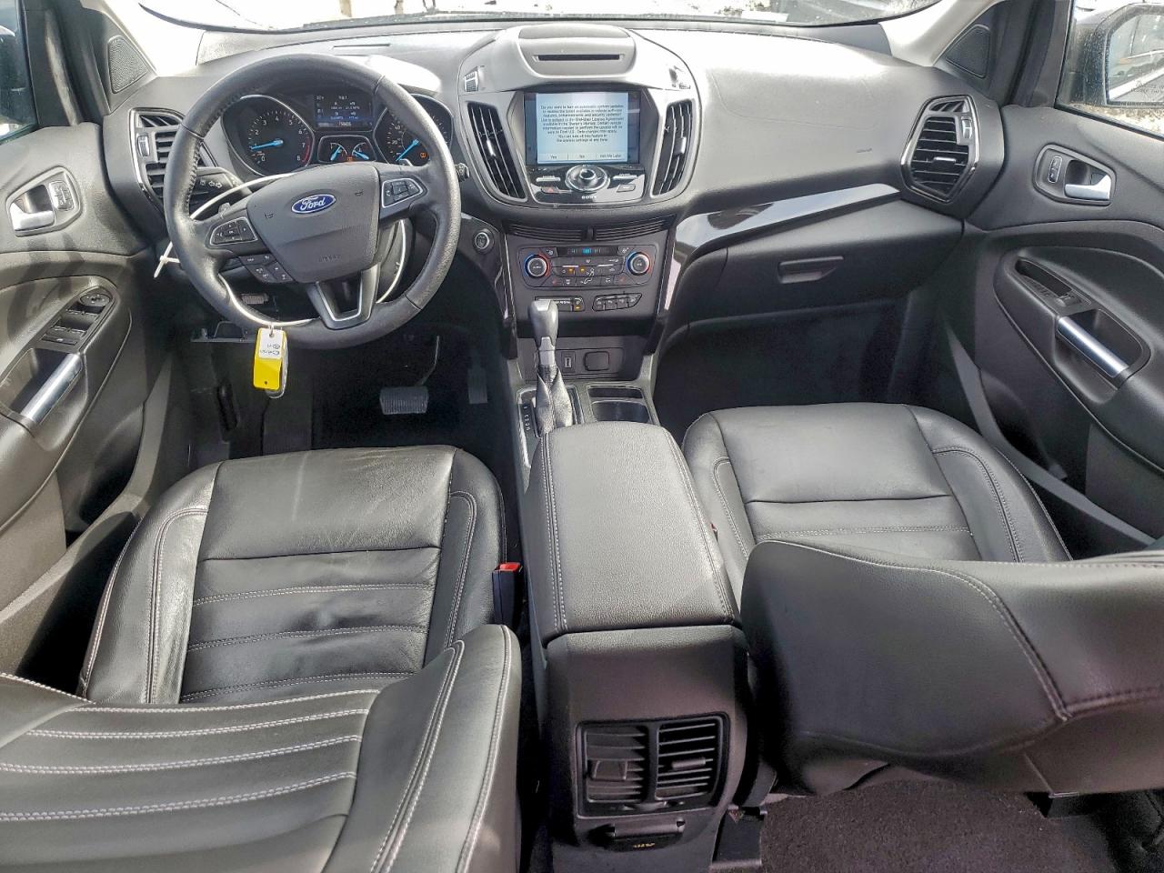 FORD ESCAPE TITANIUM