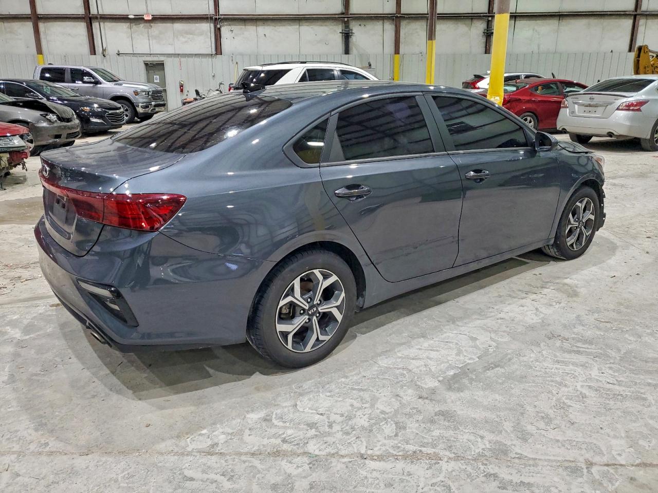 KIA FORTE FE