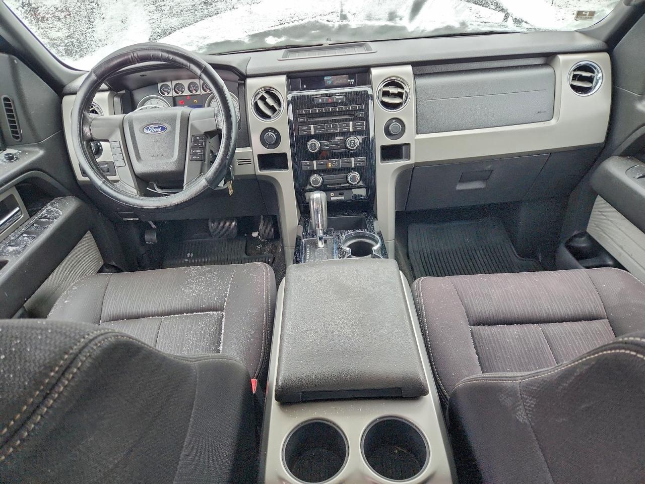 FORD F-150 SUPER CAB