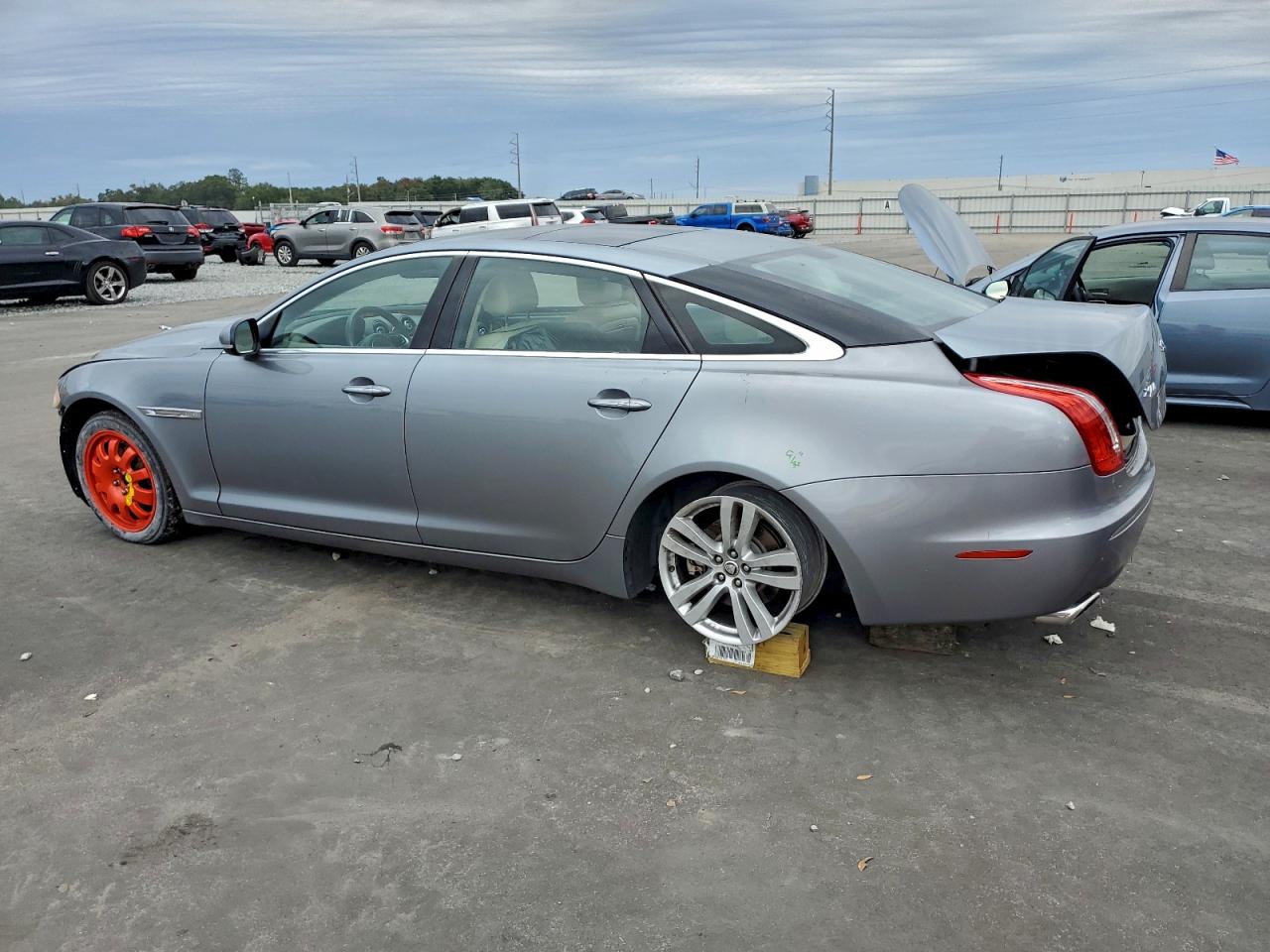 JAGUAR XJ XJL