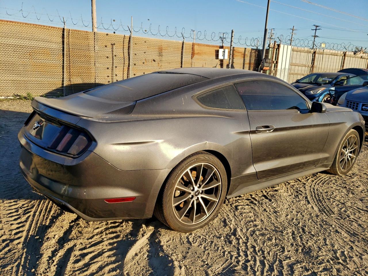 Lot #3318020375 2015 FORD MUSTANG