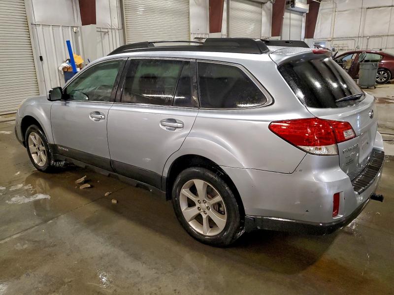 2013 SUBARU OUTBACK 2. #3309366977