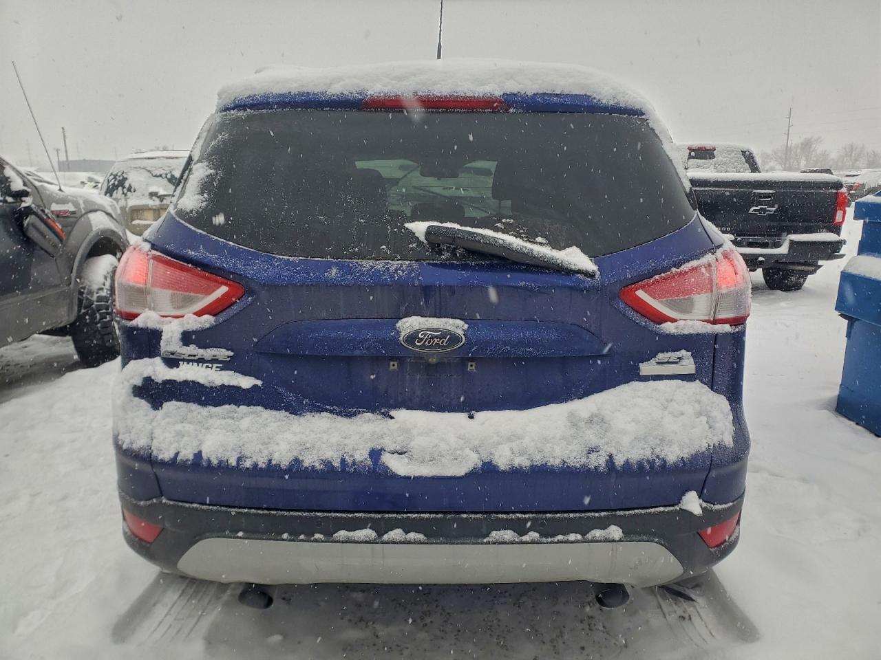 FORD ESCAPE SE