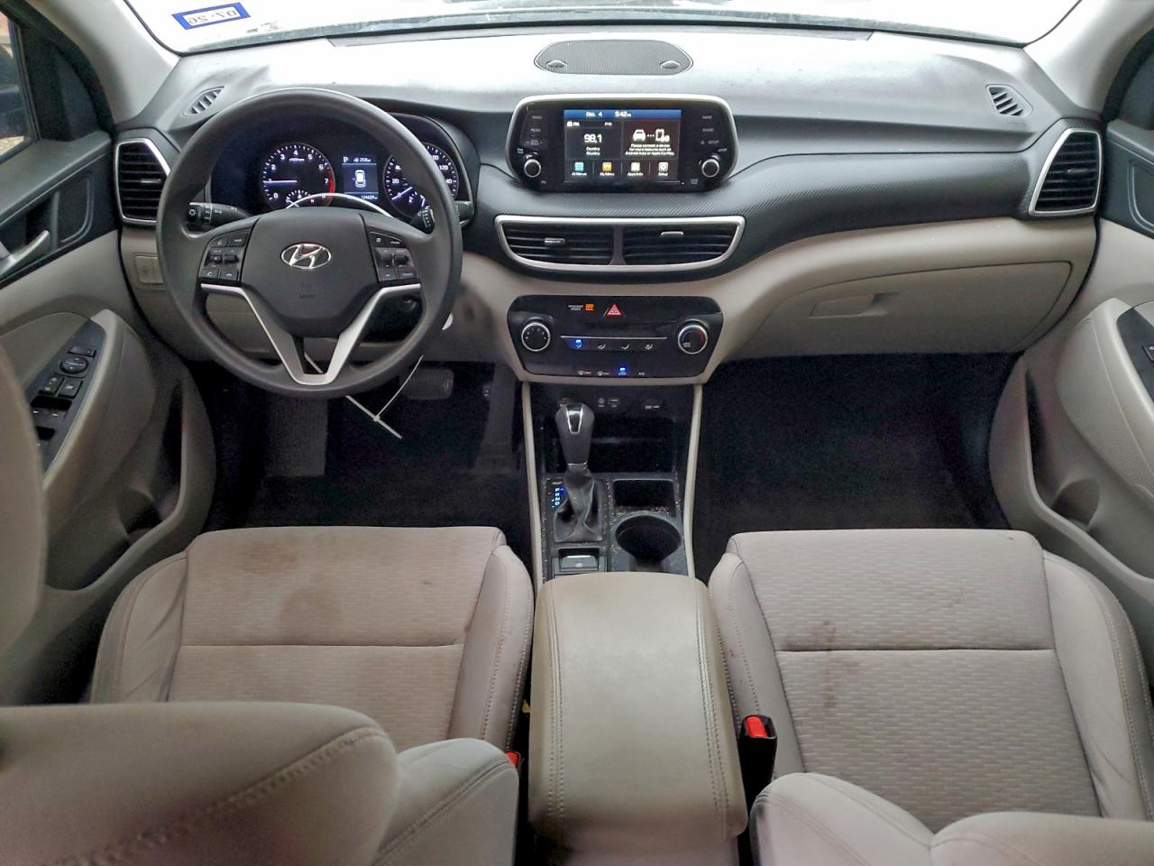 HYUNDAI TUCSON SE