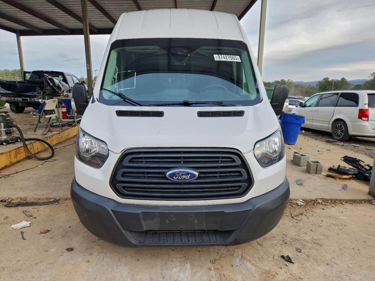 Lot #3319284705 2019 FORD TRANSIT T-