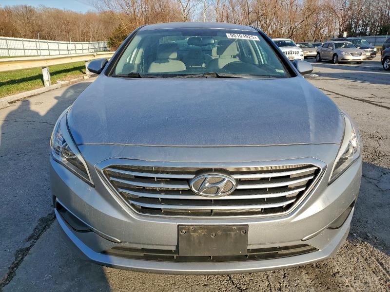 2017 HYUNDAI SONATA SE #3305356308