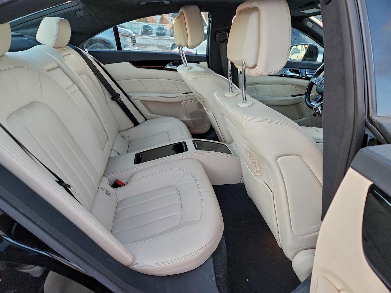 MERCEDES-BENZ CLS-CLASS 550 4MATIC